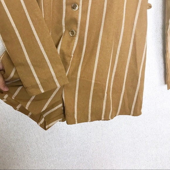 Favlux NWT Carla Pinstripe Button Romper Medium - Picture 6 of 8